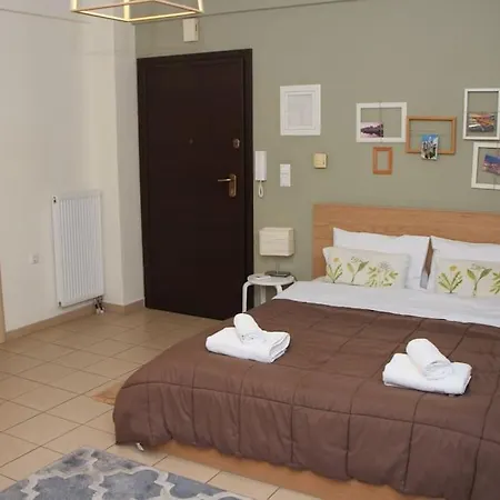 Comfy Hideaway Apartment *